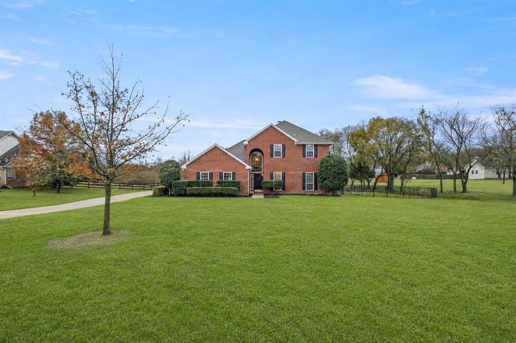 1915 Thornberry Drive - Photo 1