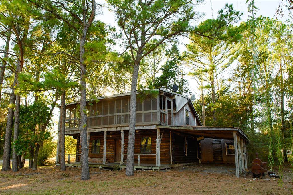221 Clayton Drive - Photo 1