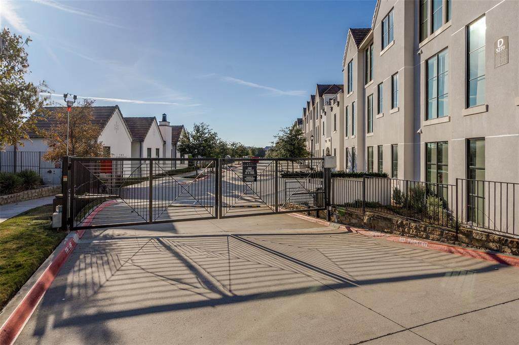 5270 Town And Country Boulevard - Photo 1