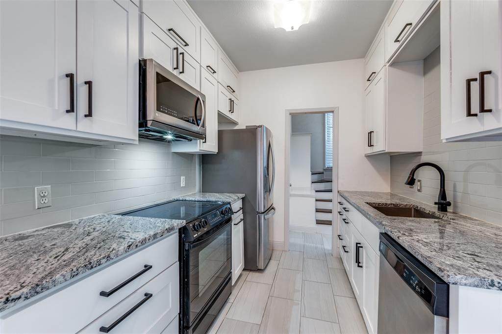 4124 Cole Avenue - Photo 1