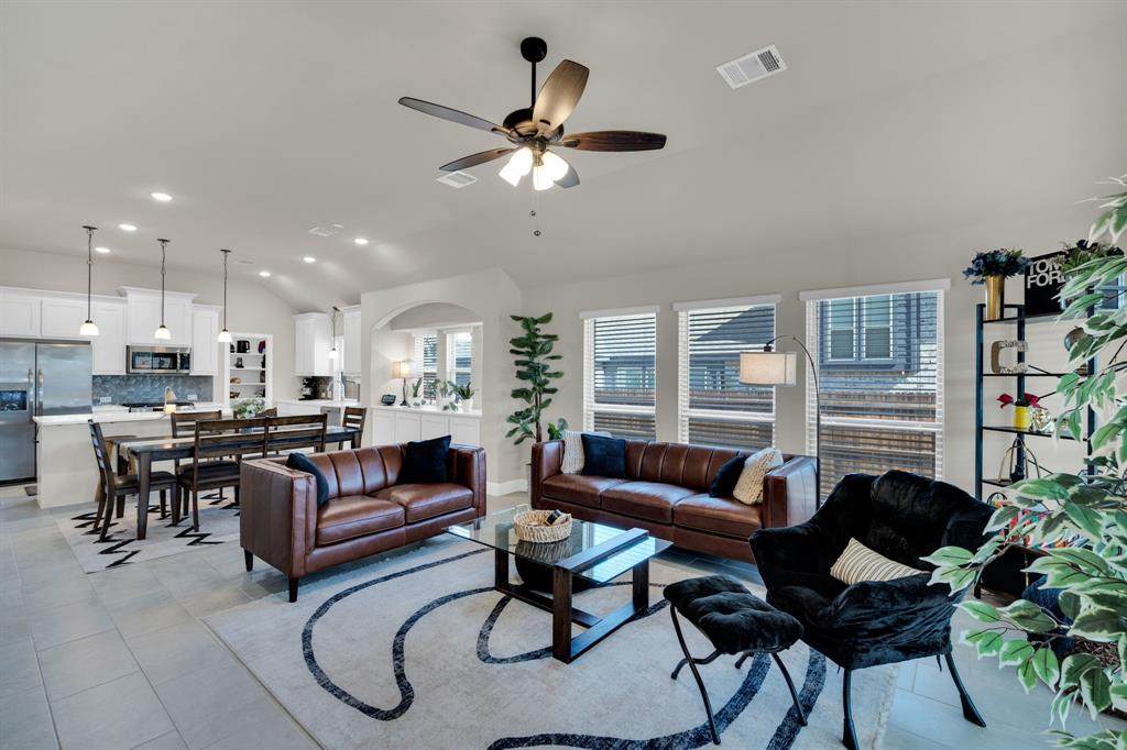 208 Claywood Drive - Photo 1