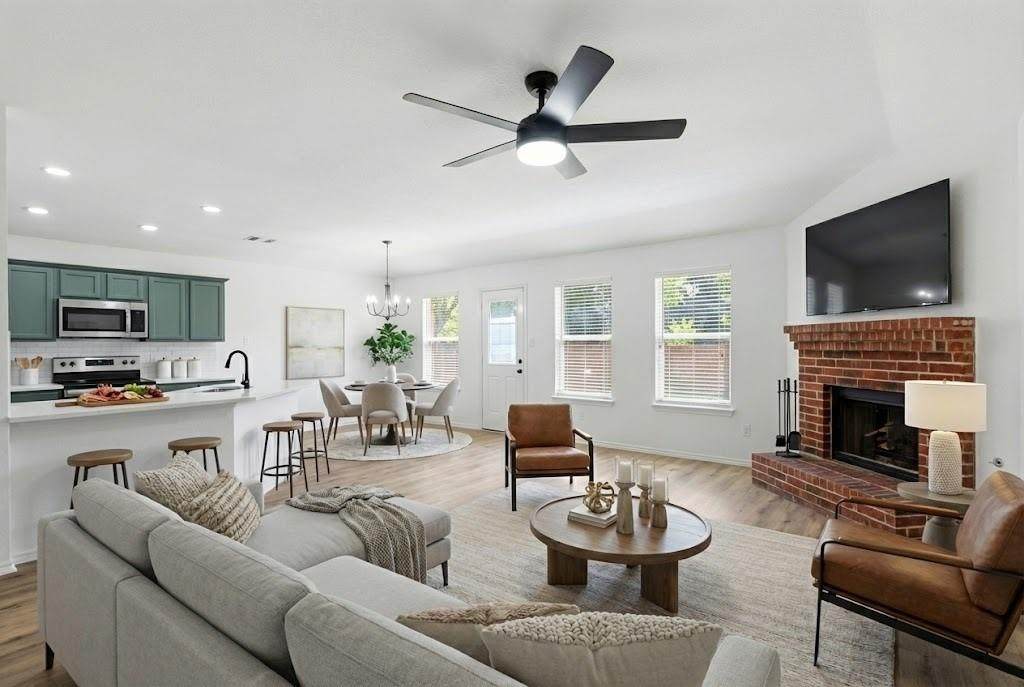 215 Willow Creek Lane - Photo 1