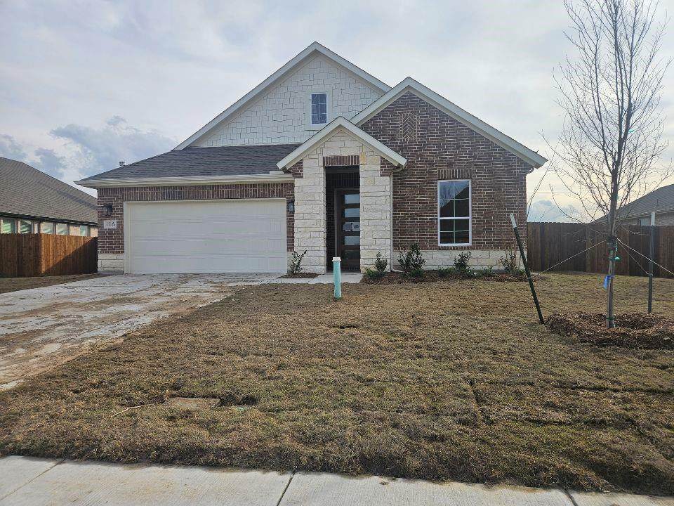 116 Aero Vista Drive - Photo 1