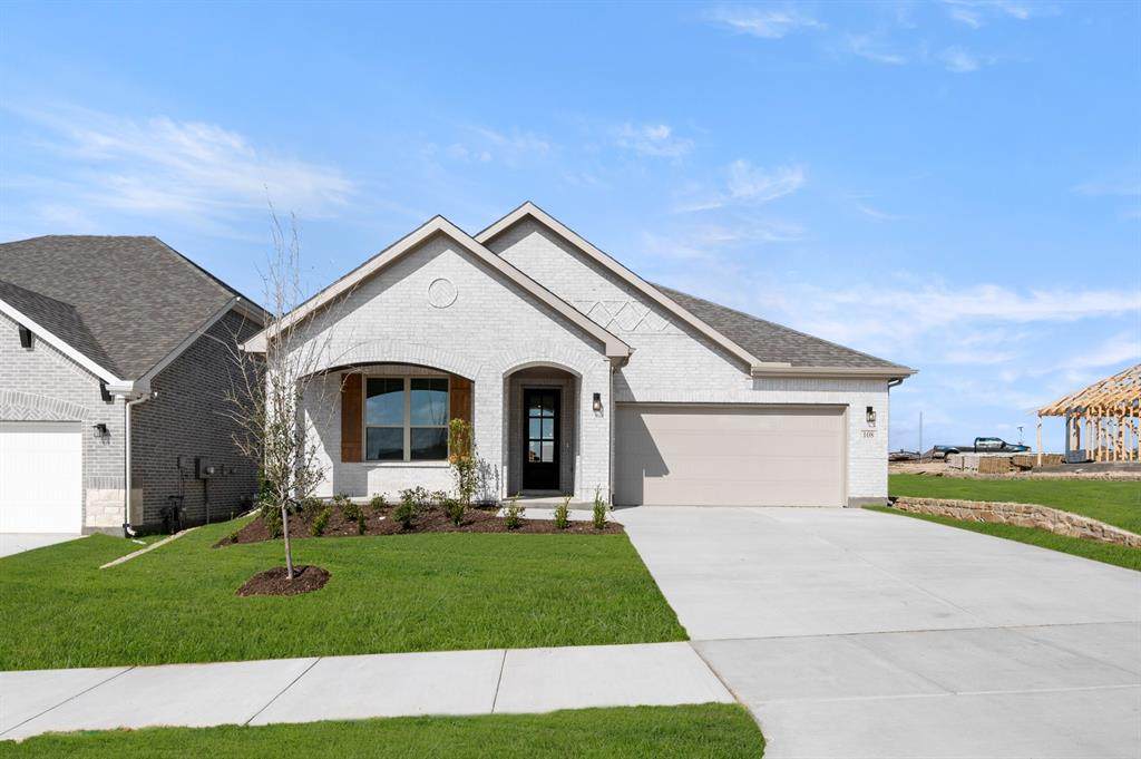 108 Morning Dew Drive - Photo 1
