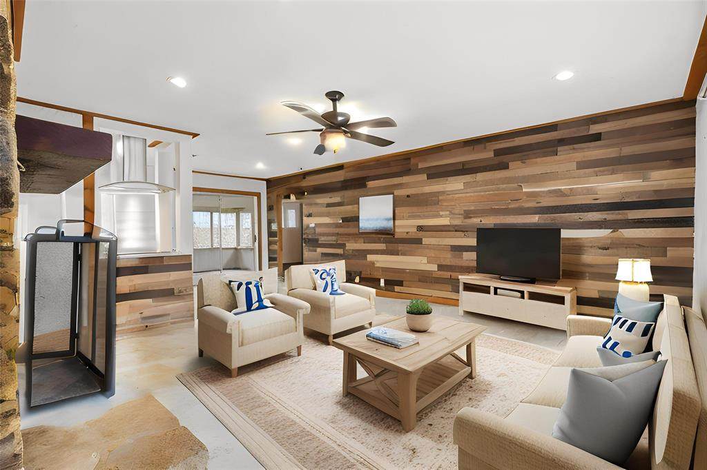 1009 Mustang Trail - Photo 1