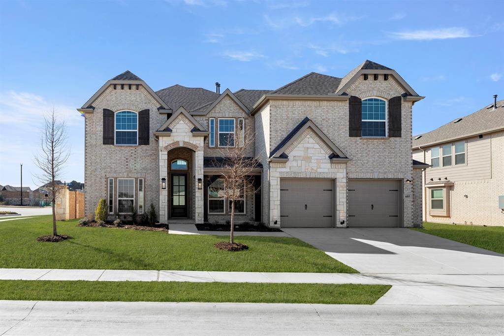 605 Curtiss Drive - Photo 1