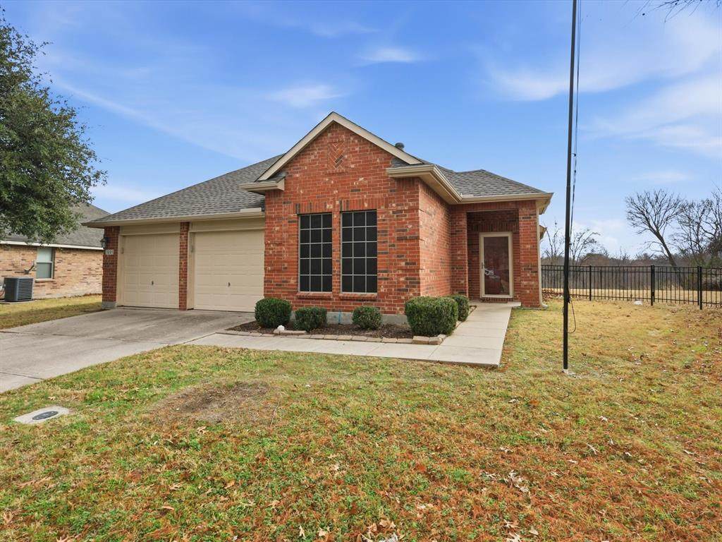 1221 Oakbrook Street - Photo 1