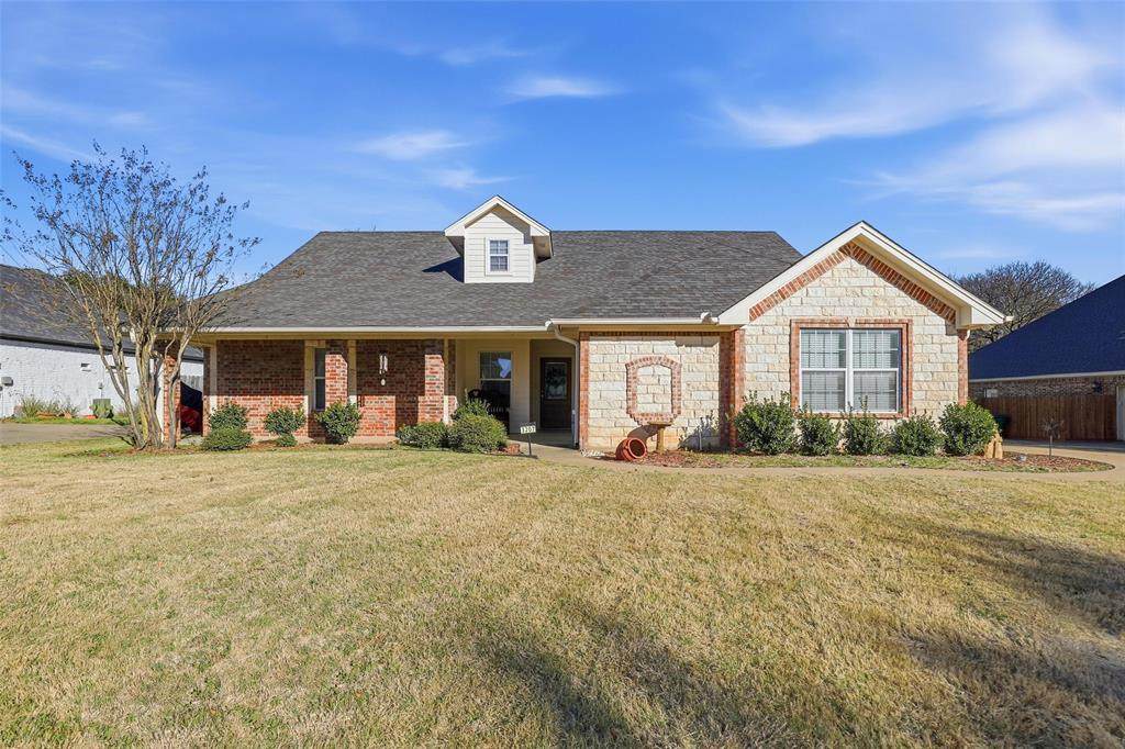 3207 Crossbridge Circle - Photo 1