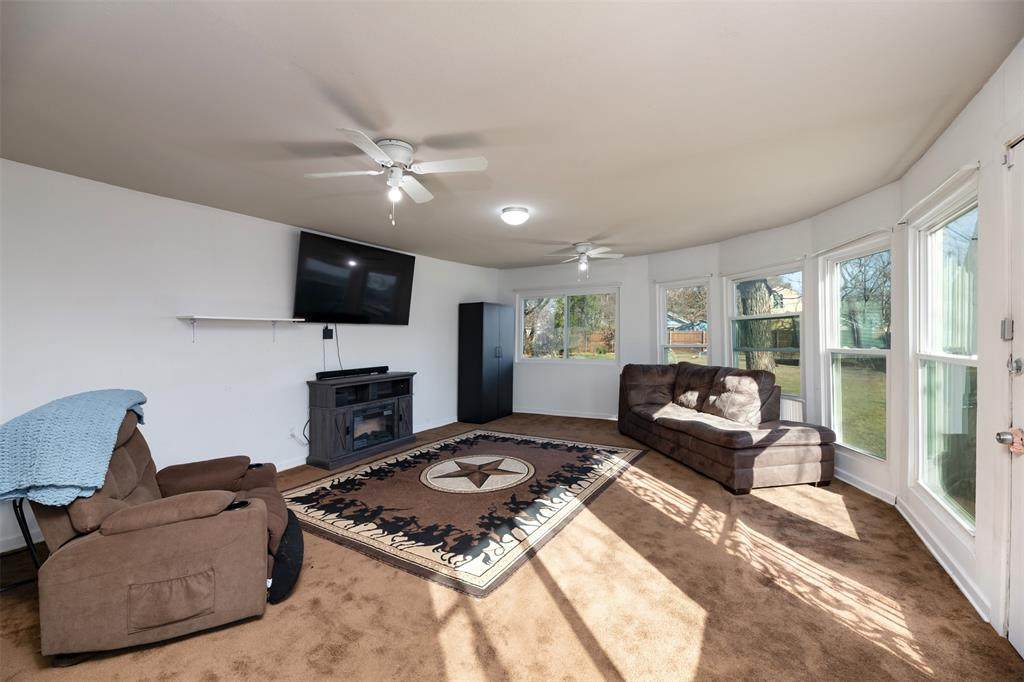 505 Bellevue Drive - Photo 1