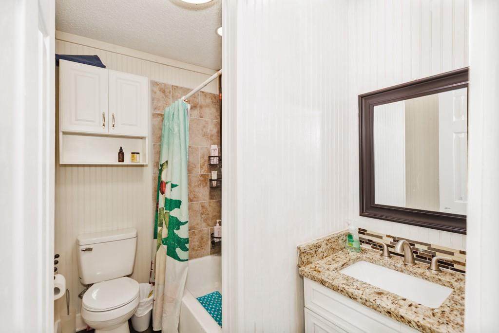 517 Lamar Street - Photo 1