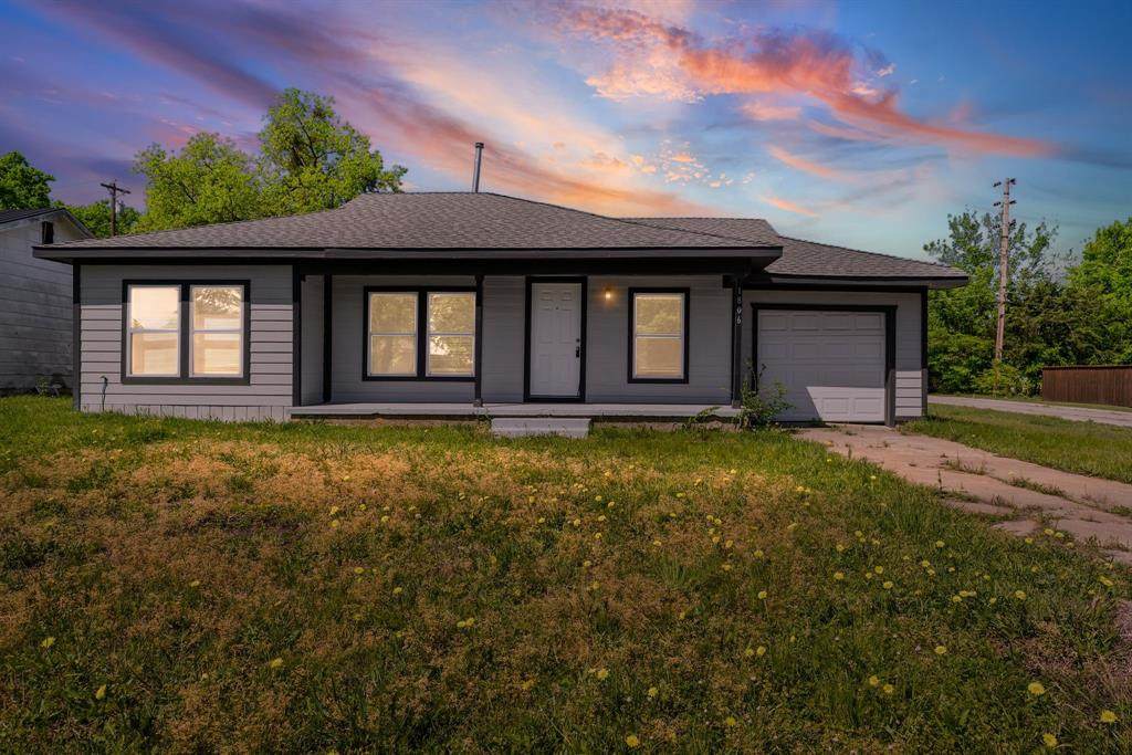 1806 Wellington Street - Photo 1