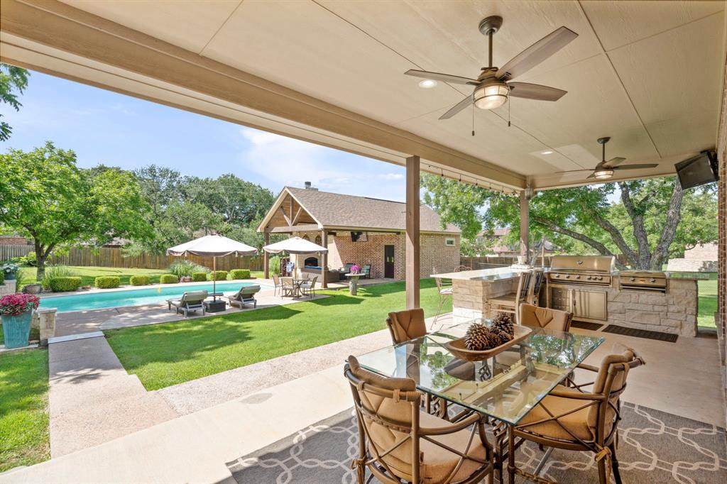 6506 Colonial Drive - Photo 1