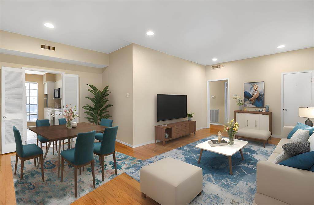 6011 University Boulevard - Photo 1