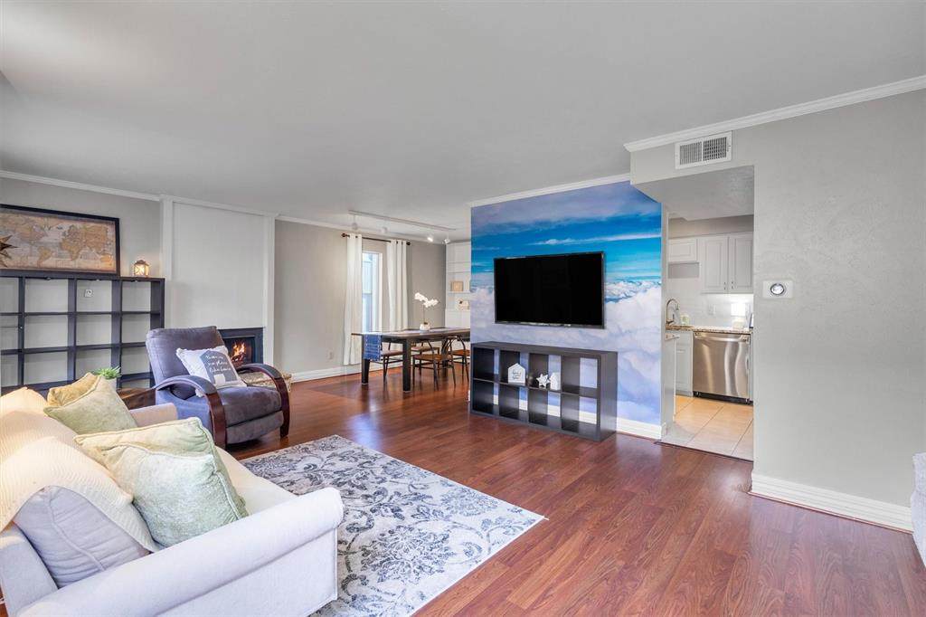 2614 Custer Parkway - Photo 1