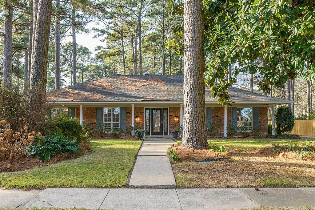 720 Cobblestone Drive - Photo 1