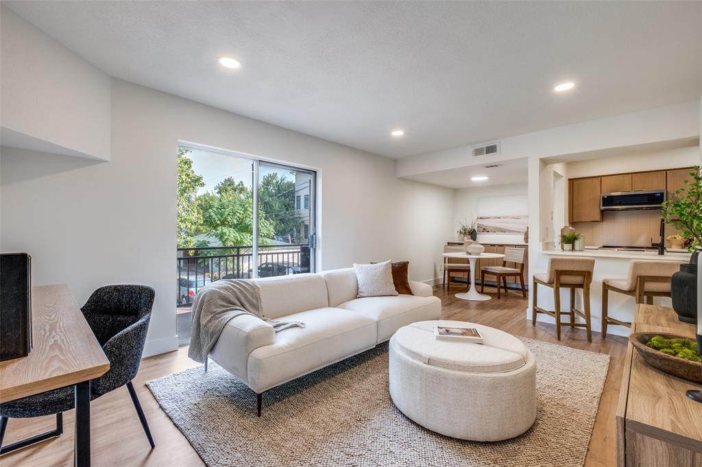 4020 Holland Avenue - Photo 1