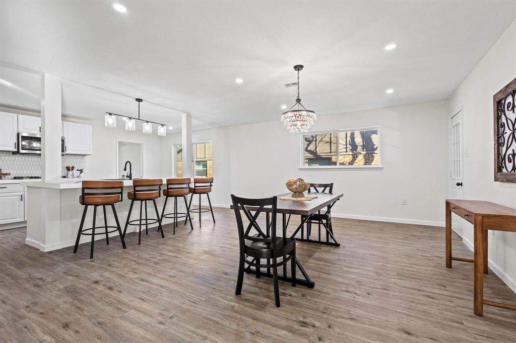 321 Chisholm Trail - Photo 1