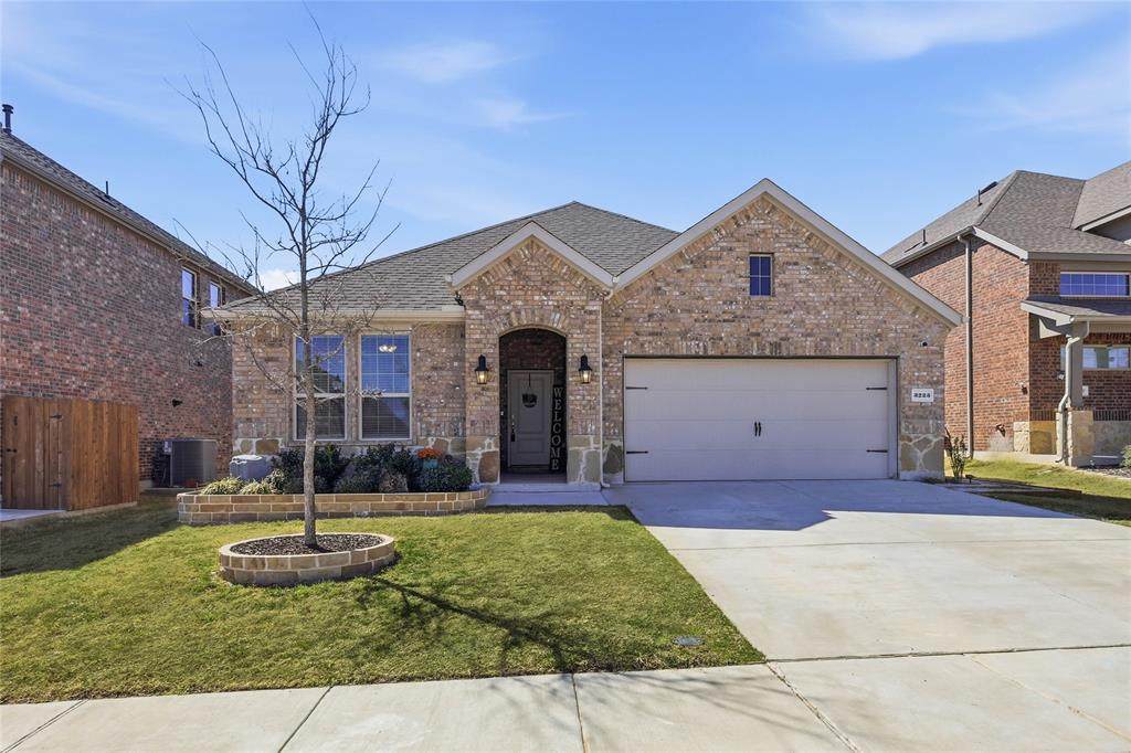 3223 Hunters Glen Drive - Photo 1