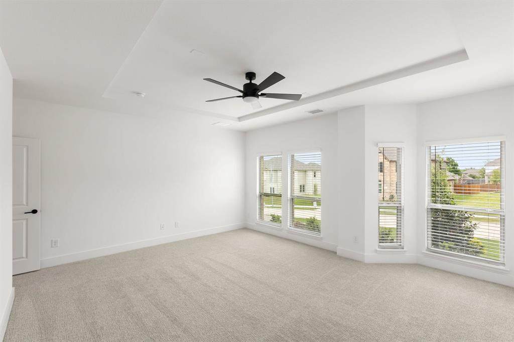 413 Newpark Boulevard - Photo 1