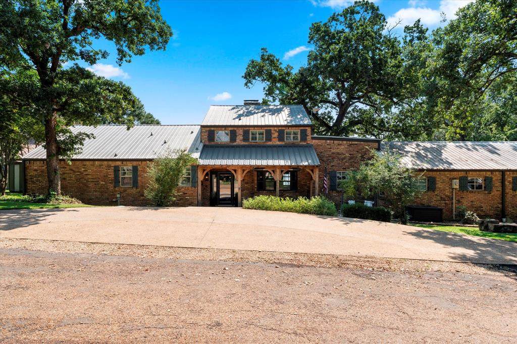 5324 Shady Lane - Photo 1