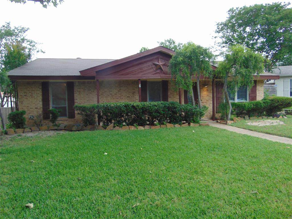 10835 Hayfield Drive - Photo 1