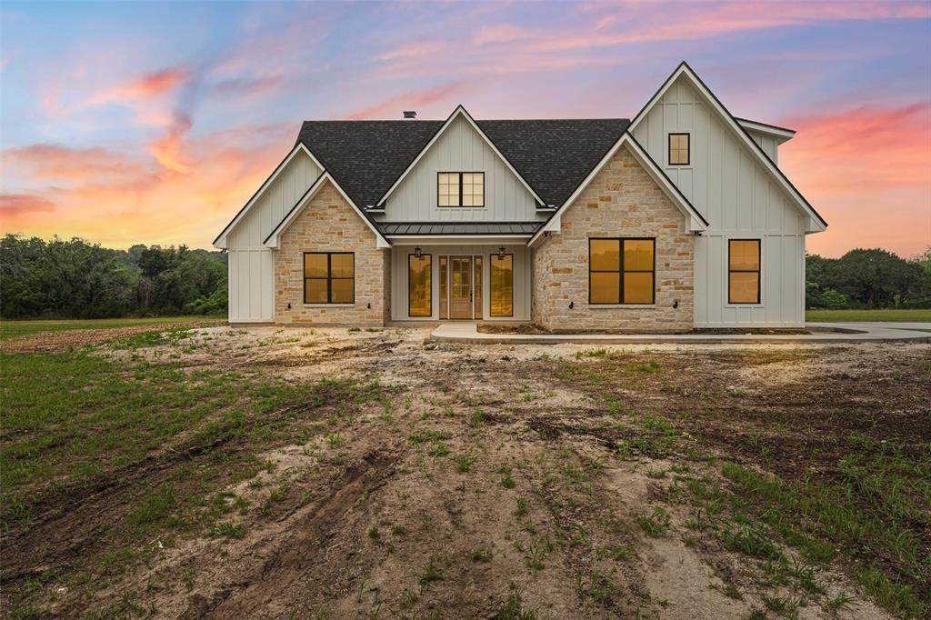 265 Private Rd 305 - Photo 1