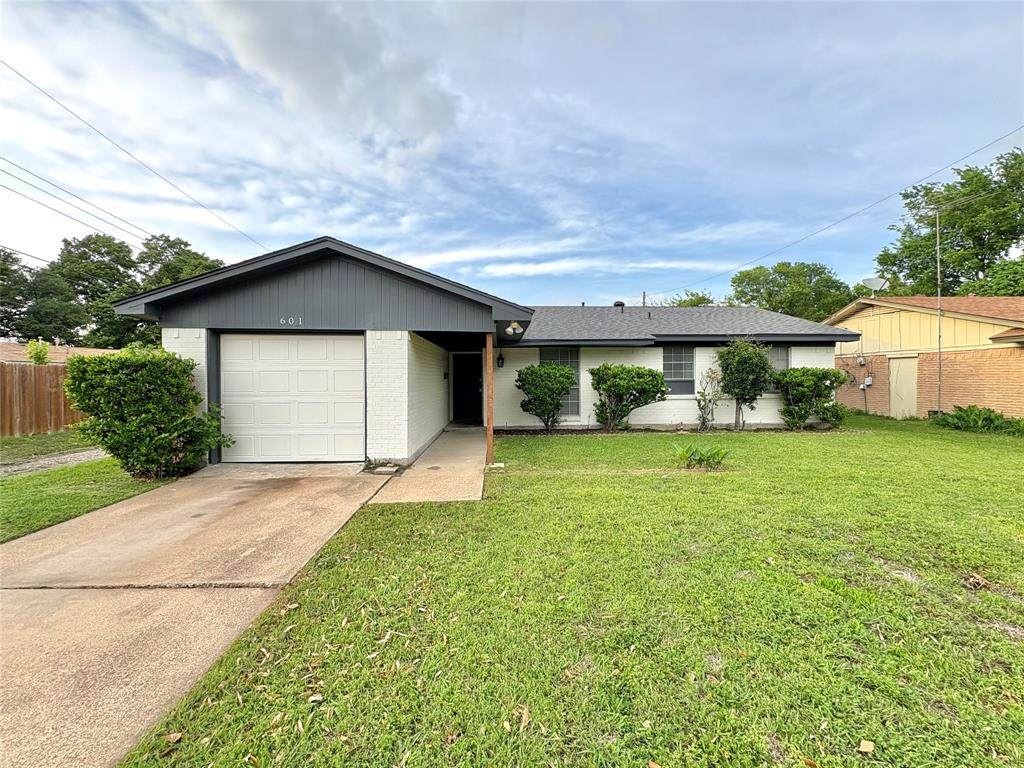 601 Carpenter Drive - Photo 1