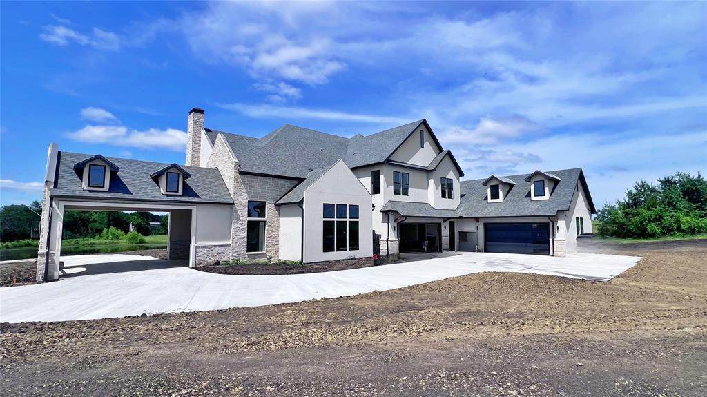 108 Eisenhower Court - Photo 1