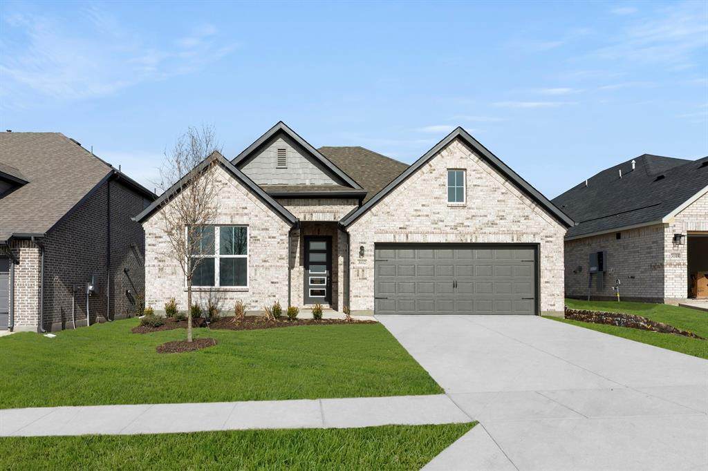 3112 Goldfinch Drive - Photo 1