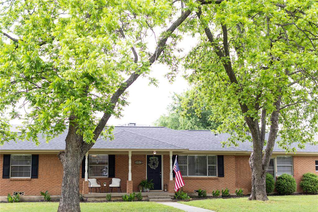 2814 Silvermeadow Lane - Photo 1