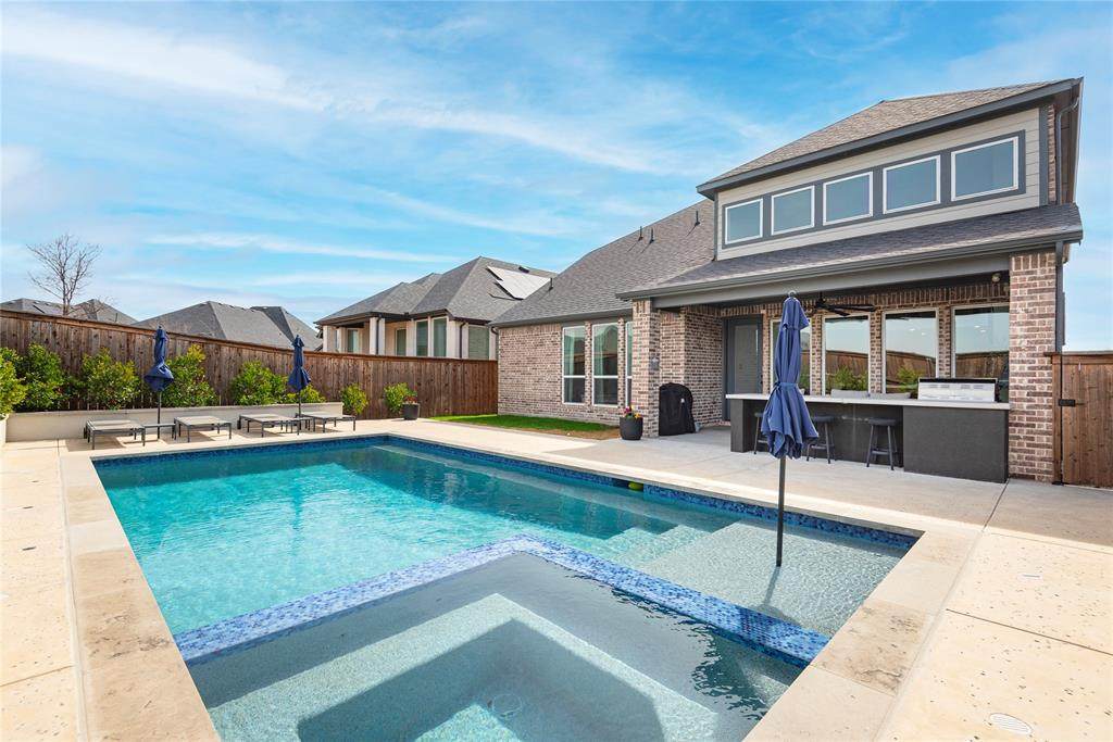 2705 Saltwood Court - Photo 1