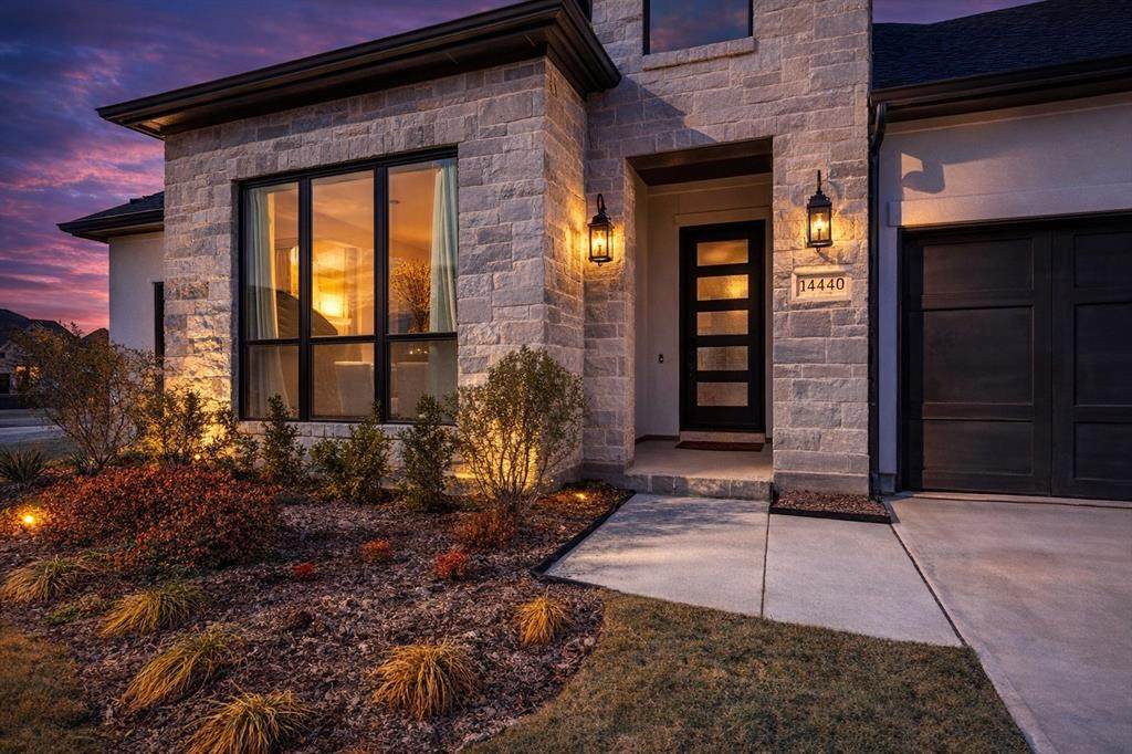 14440 Overlook Park Drive - Photo 1