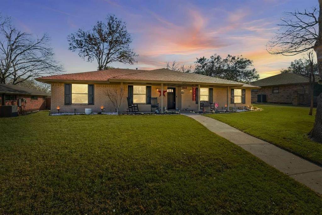 1712 Westridge Drive - Photo 1