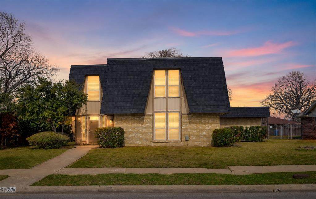 709 Royal Oaks Drive - Photo 1