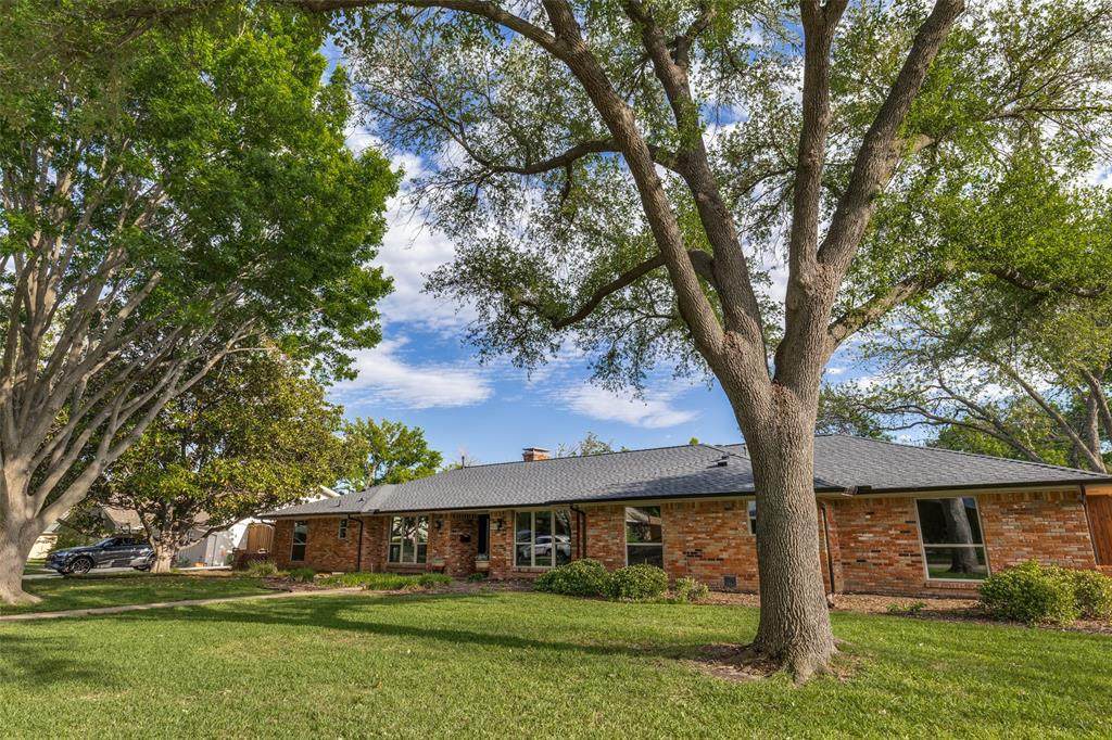 4426 Laren Lane - Photo 1