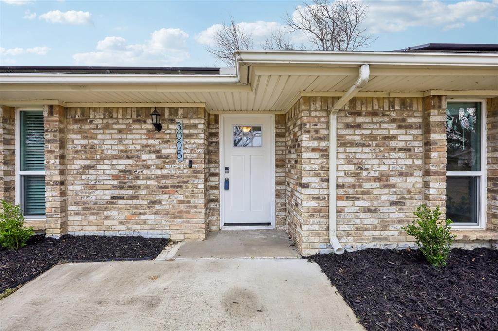 3005 Natalie Drive - Photo 1