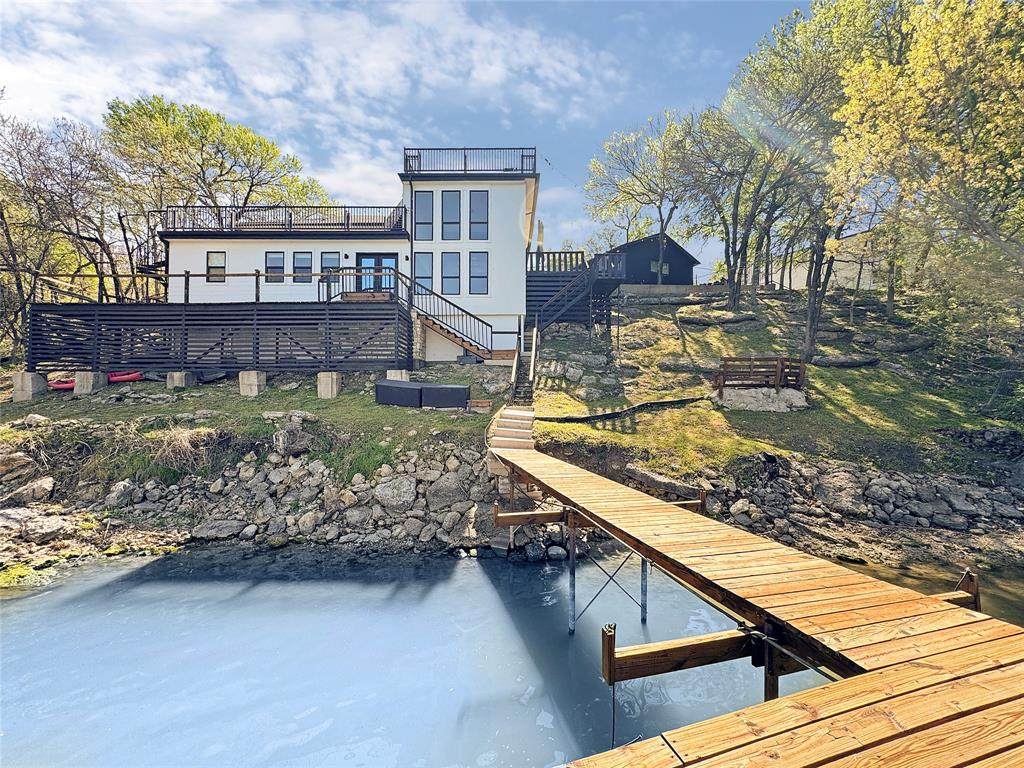 4401 Clarke Drive - Photo 1
