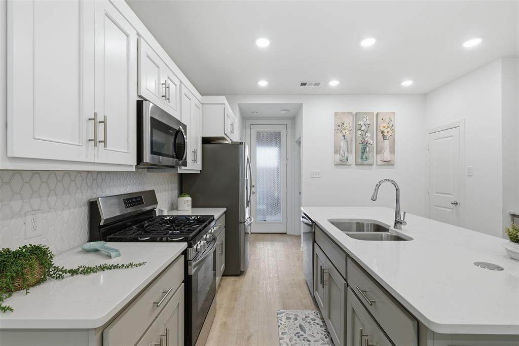 3904 Bison Lane - Photo 1