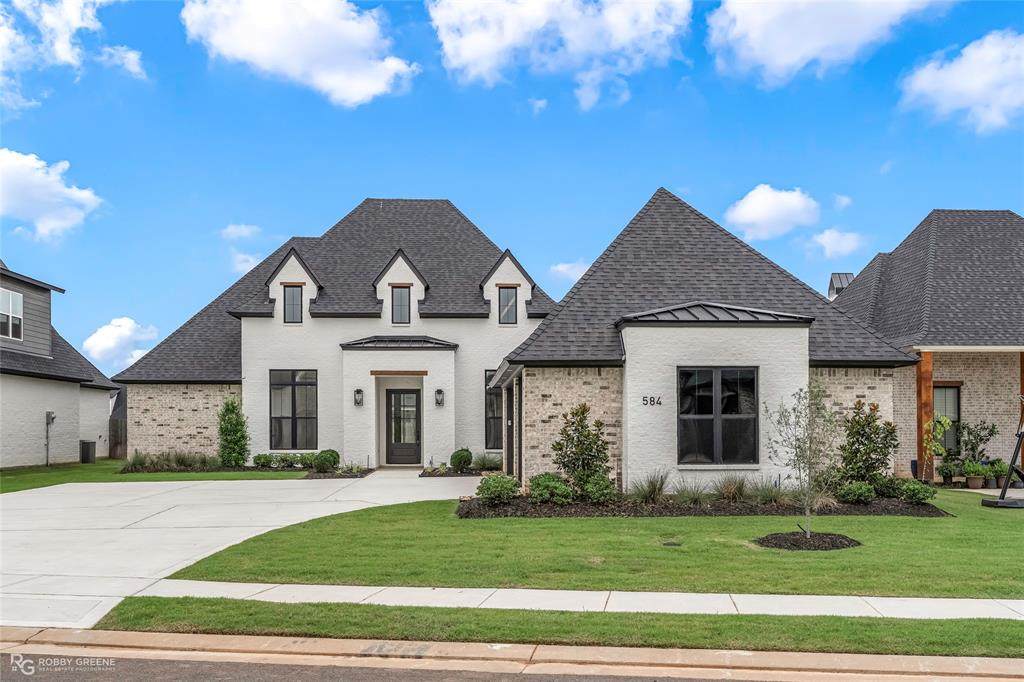 584 Corinth Circle - Photo 1