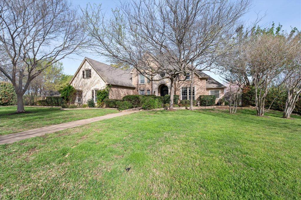 2703 Katherine Court - Photo 1