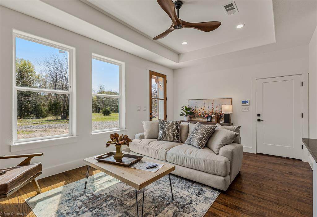 1530 County Road 3925 - Photo 1