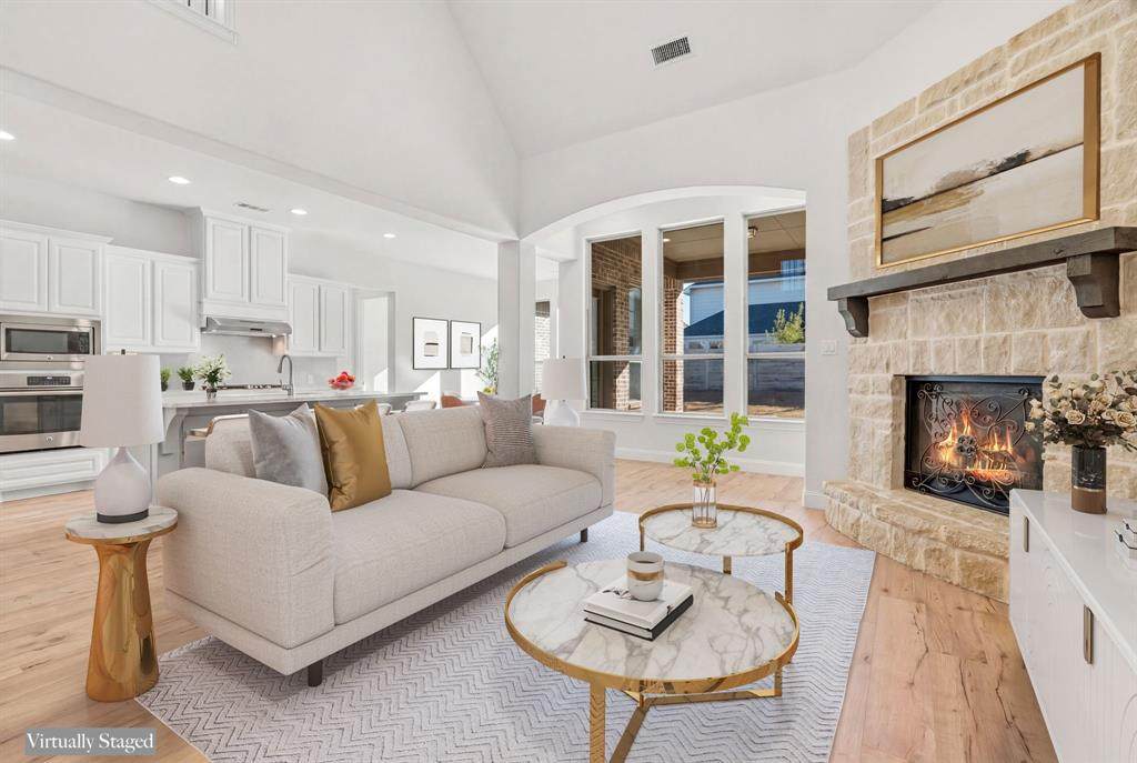 1413 10th Street - Photo 1