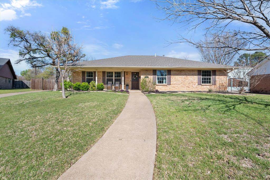 1415 Moss Rose Circle - Photo 1