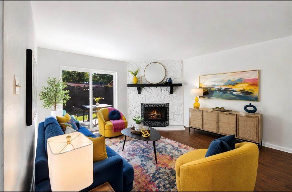 1600 Brentwood Drive - Photo 1