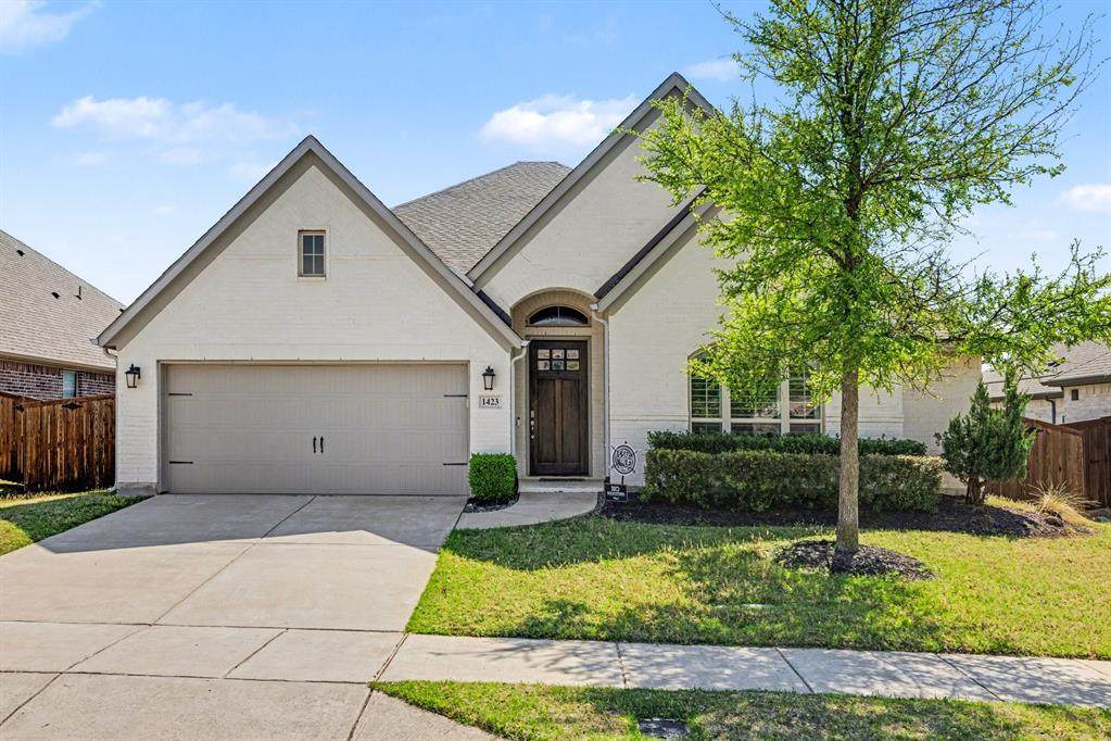 1423 Daisy Corner Drive - Photo 1