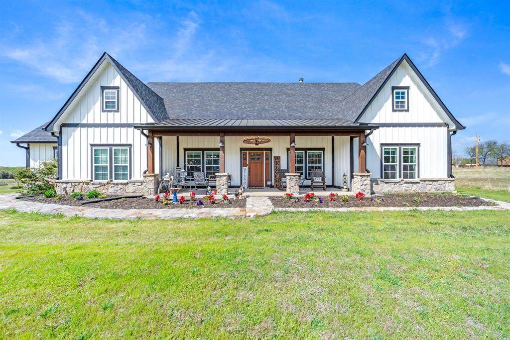 4886 County Road 1037 - Photo 1