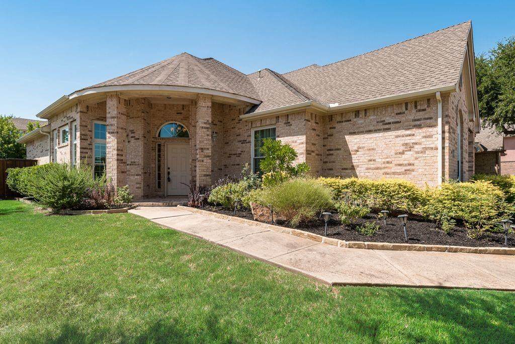 7301 Summer Glen Drive - Photo 1