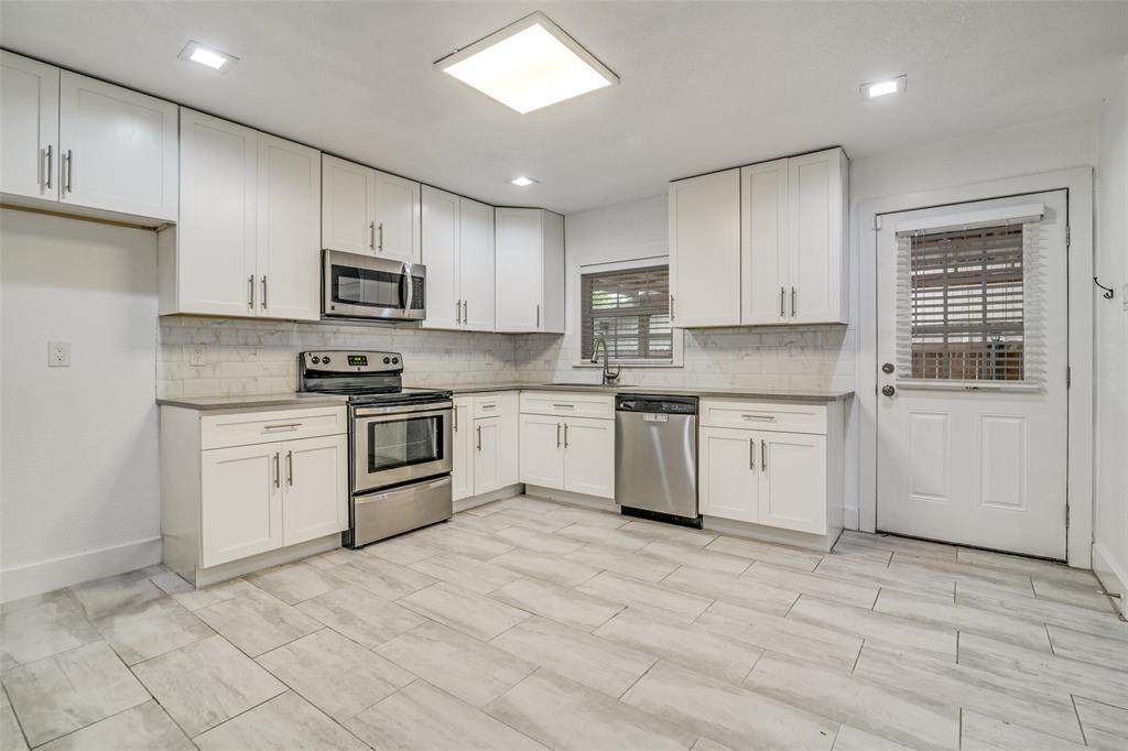 310 Thistle Drive - Photo 1