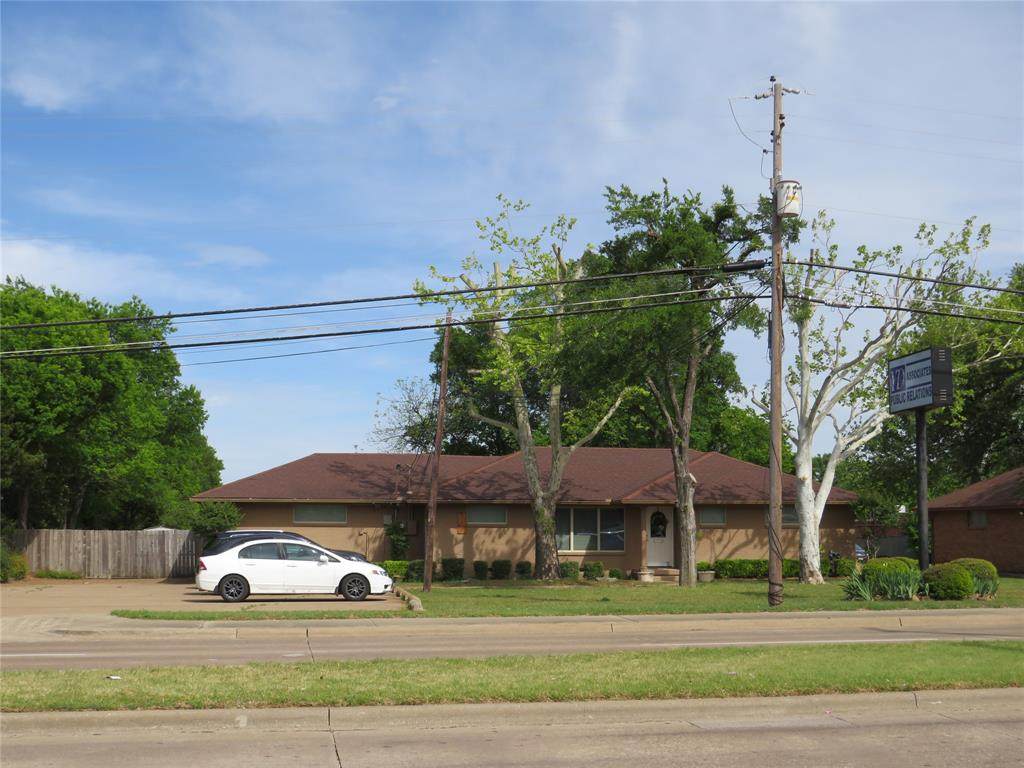 718 Hampton Road - Photo 1