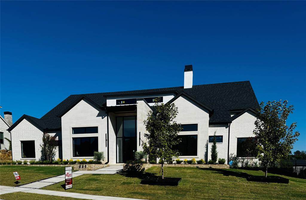 231 St Andrews Drive - Photo 1